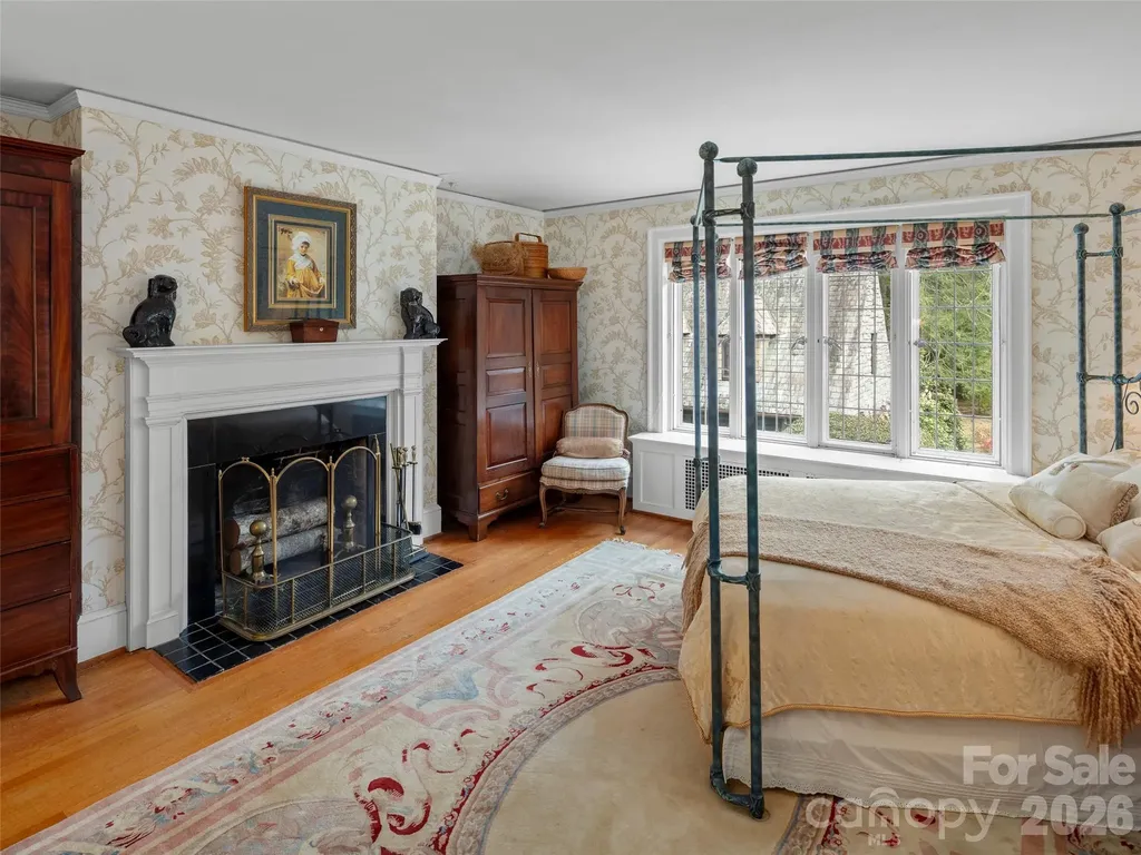 436 Vanderbilt Road Biltmore Forest NC 28803