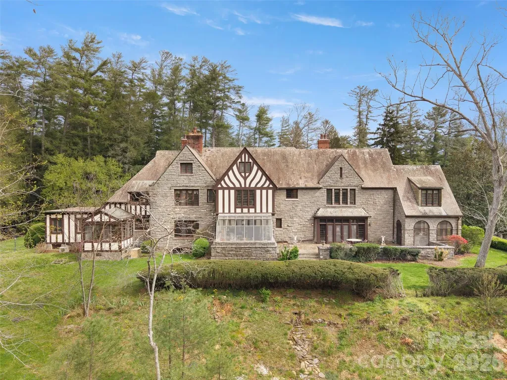 436 Vanderbilt Road Biltmore Forest NC 28803