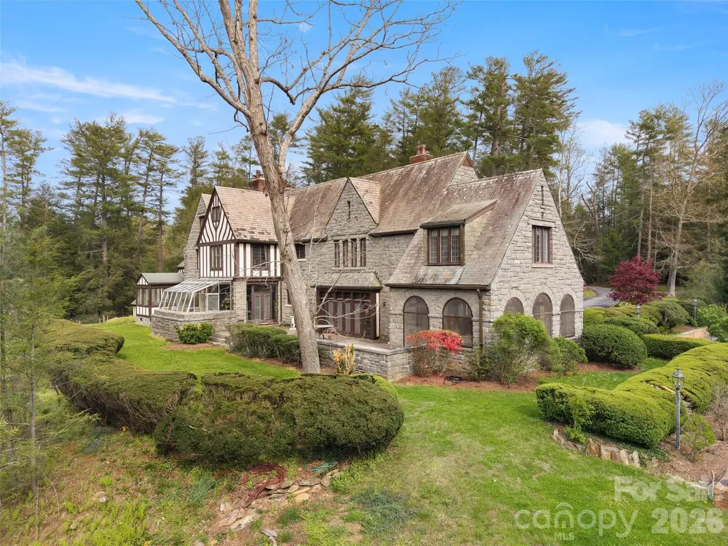436 Vanderbilt Road Biltmore Forest NC 28803