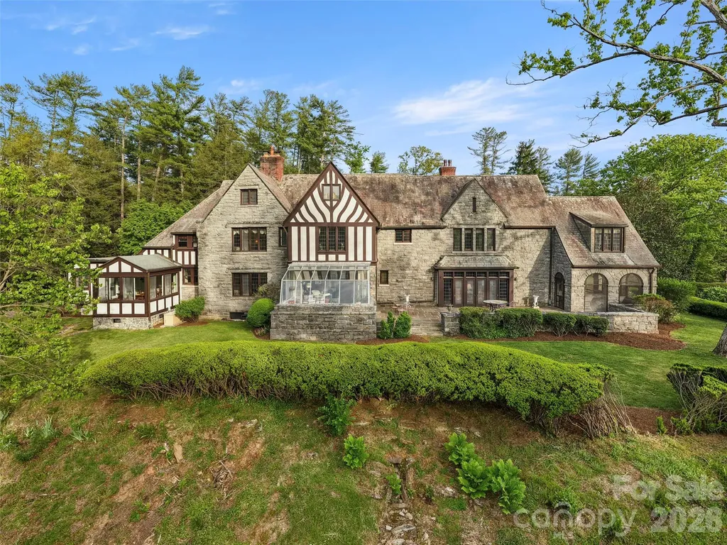 436 Vanderbilt Road Biltmore Forest NC 28803