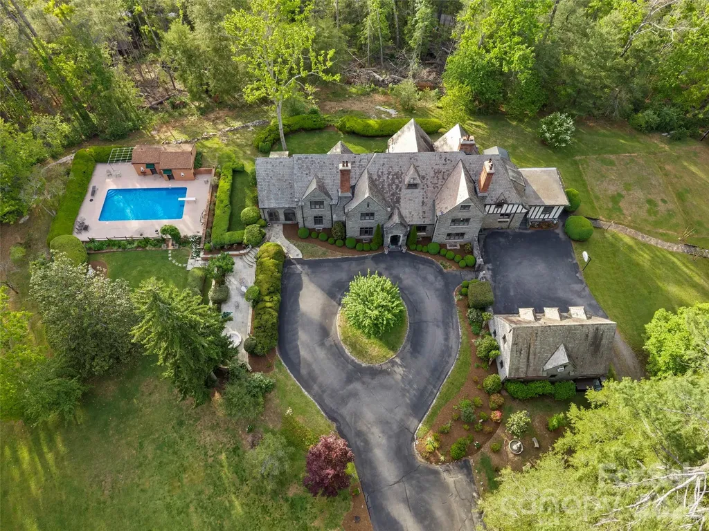 436 Vanderbilt Road Biltmore Forest NC 28803