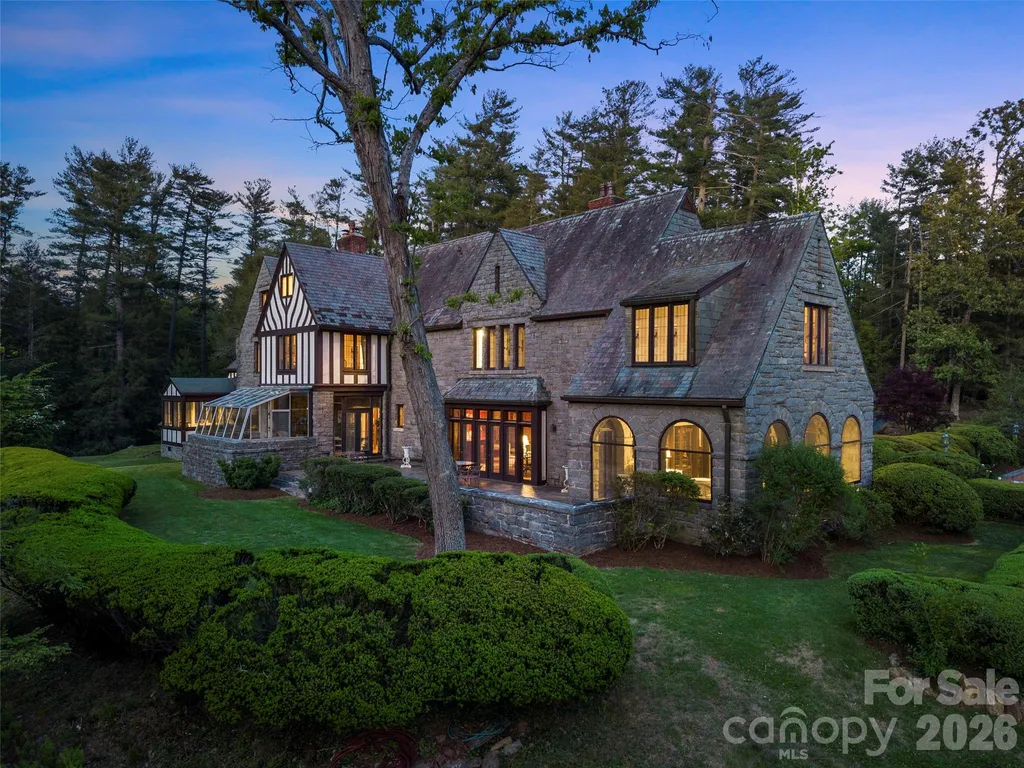 436 Vanderbilt Road Biltmore Forest NC 28803