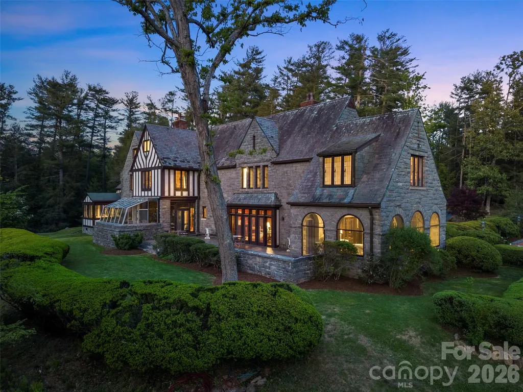 436 Vanderbilt Road Biltmore Forest NC 28803
