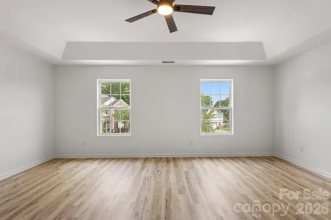 8723 Buttonwood Court Charlotte NC 28215