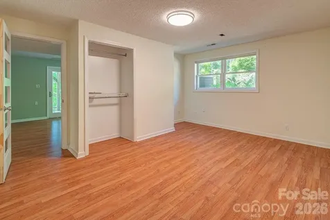 146 Churchill Downs Drive Fairview NC 28730