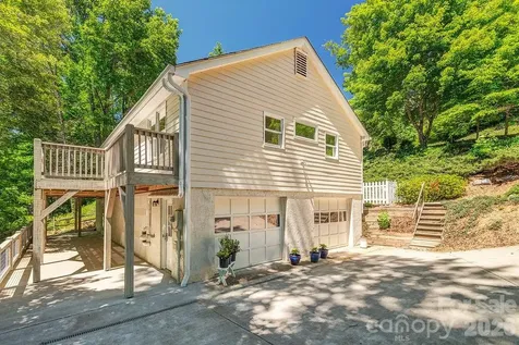 146 Churchill Downs Drive Fairview NC 28730