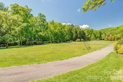 146 Churchill Downs Drive Fairview NC 28730