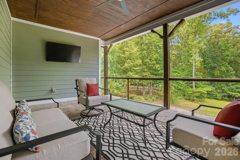 670 Arrow Point Lane Davidson NC 28036