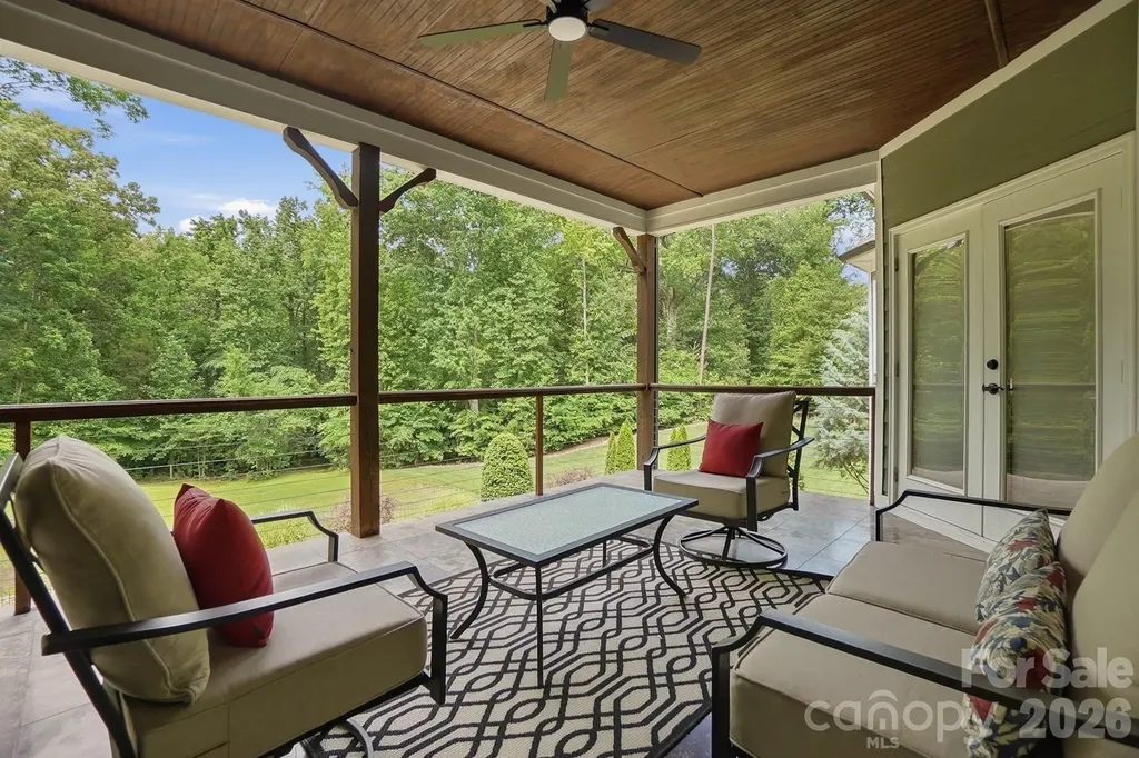 670 Arrow Point Lane Davidson NC 28036