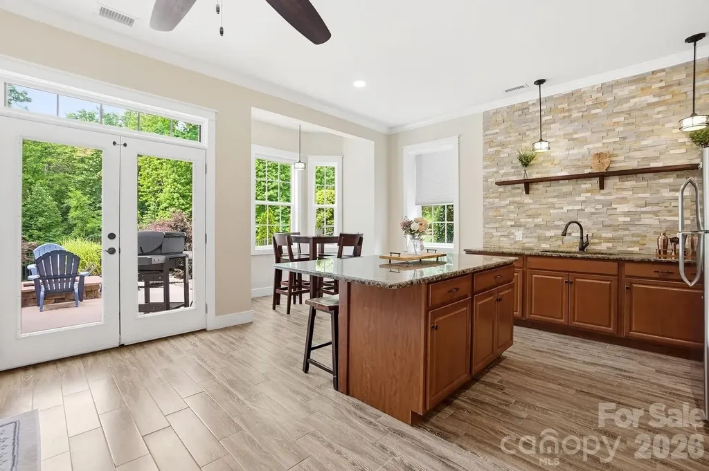 670 Arrow Point Lane Davidson NC 28036