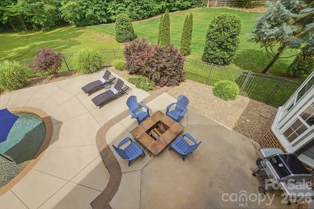 670 Arrow Point Lane Davidson NC 28036