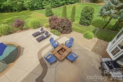 670 Arrow Point Lane Davidson NC 28036