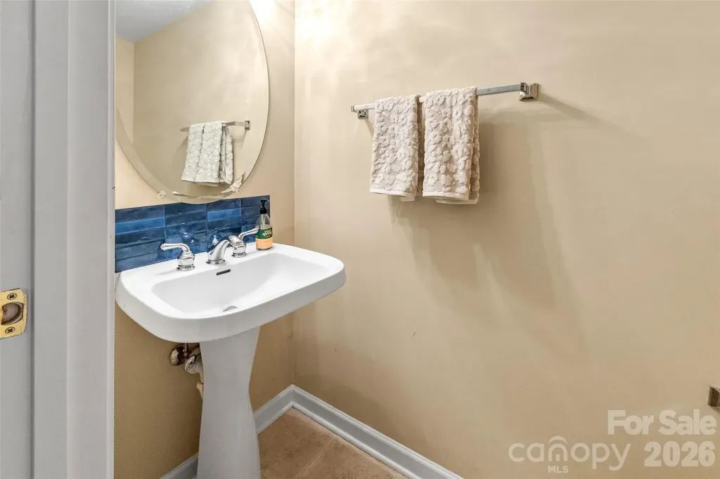11737 Fiddlers Roof Lane Charlotte NC 28277