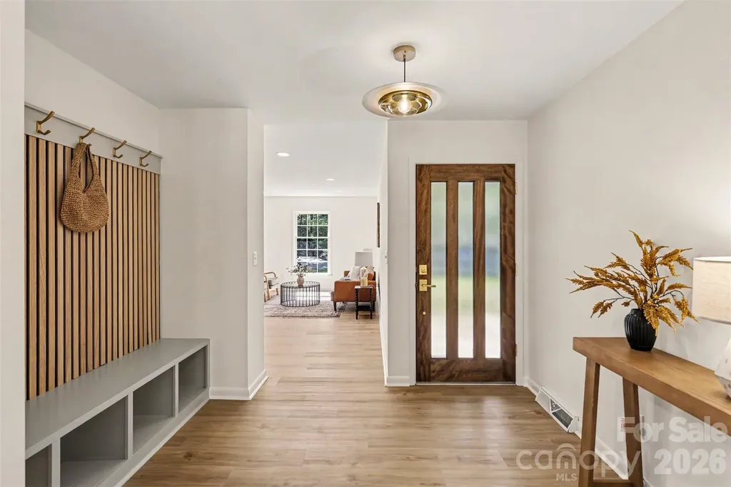 319 Kingsley Drive Charlotte NC 28270