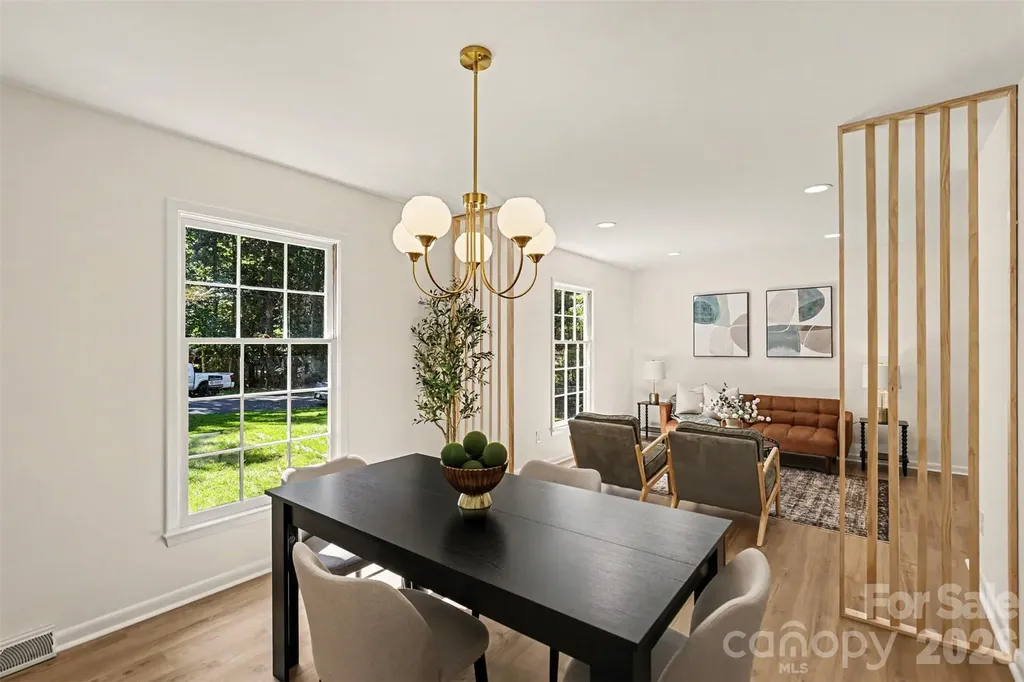 319 Kingsley Drive Charlotte NC 28270