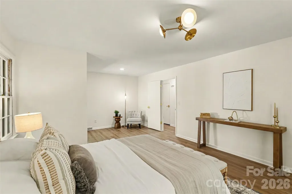 319 Kingsley Drive Charlotte NC 28270