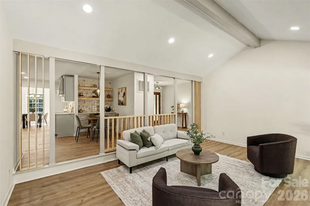 319 Kingsley Drive Charlotte NC 28270