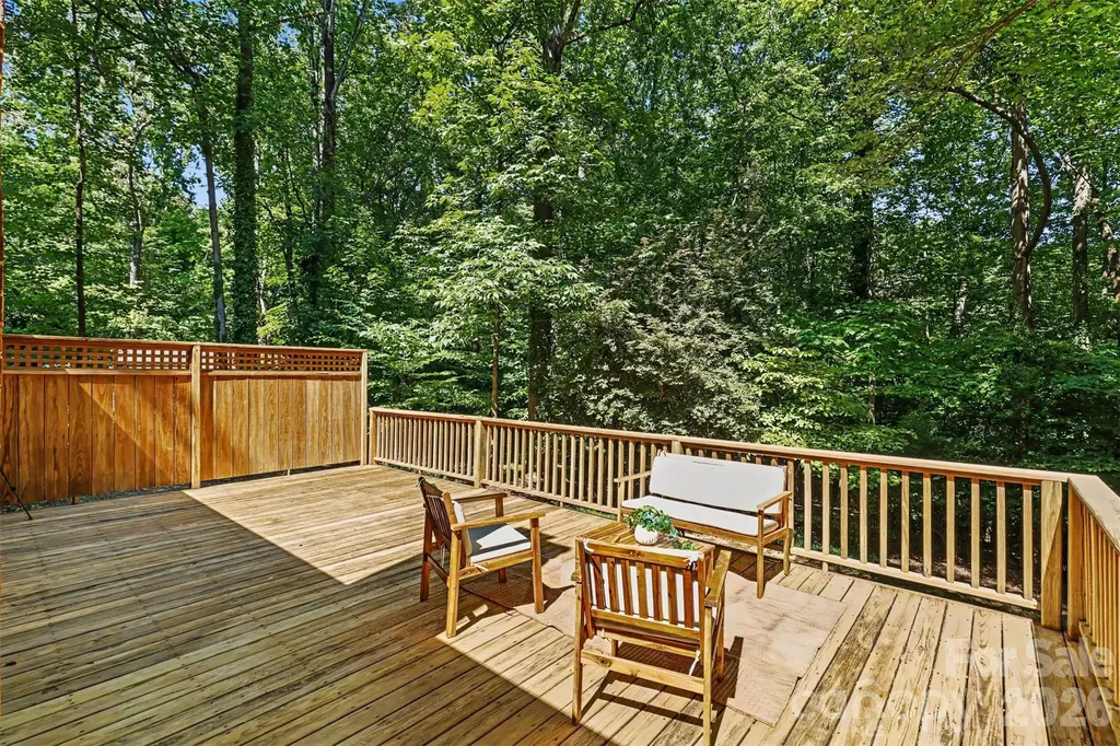 319 Kingsley Drive Charlotte NC 28270