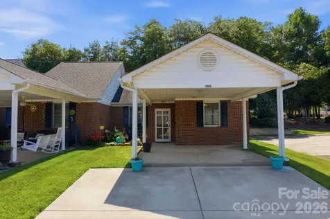 19980 Oak Leaf Circle Cornelius NC 28031