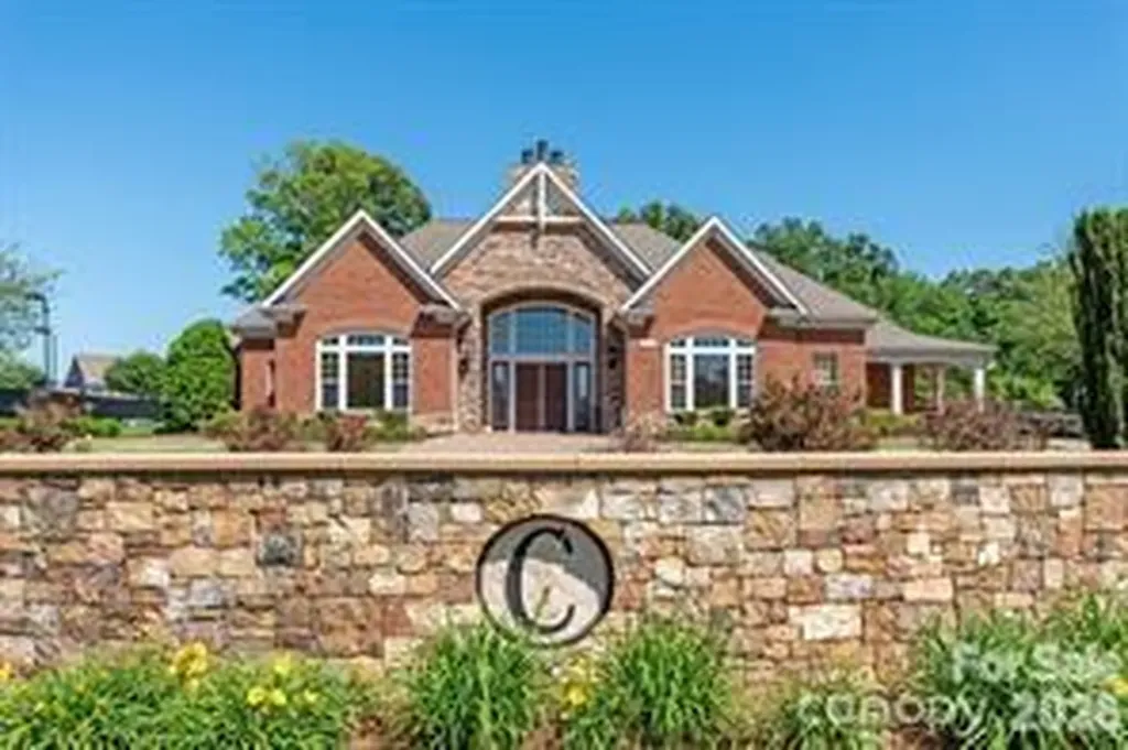 2905 Julian Glen Circle Waxhaw NC 28173