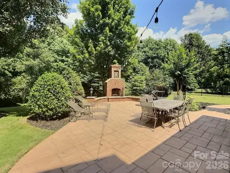 2905 Julian Glen Circle Waxhaw NC 28173