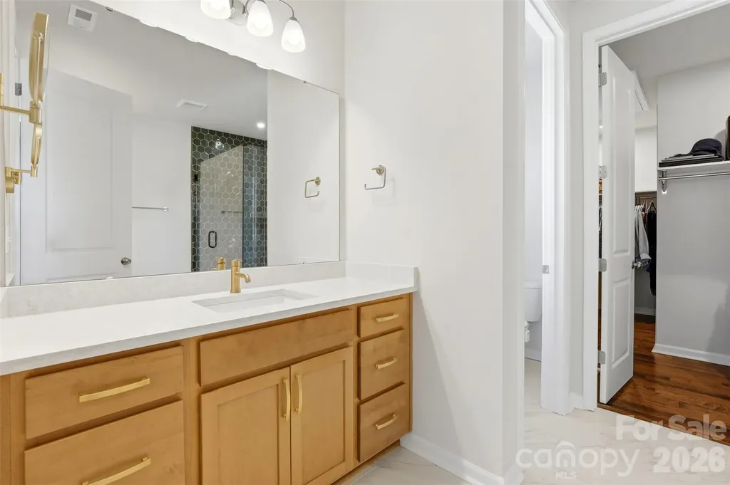 903 Kinsey Alley Charlotte NC 28217