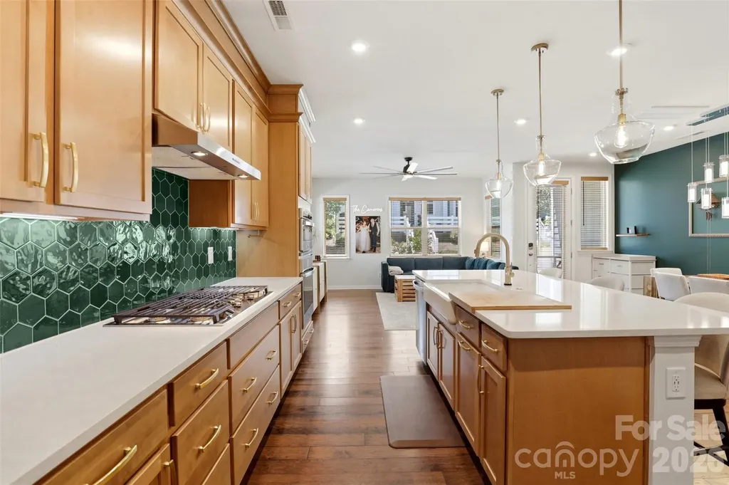 903 Kinsey Alley Charlotte NC 28217