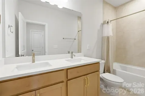 903 Kinsey Alley Charlotte NC 28217