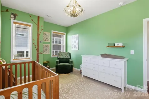 903 Kinsey Alley Charlotte NC 28217