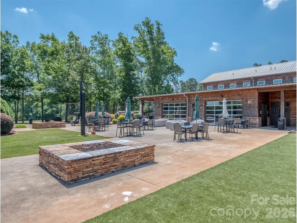 6167 Four Wood Drive Matthews NC 28104