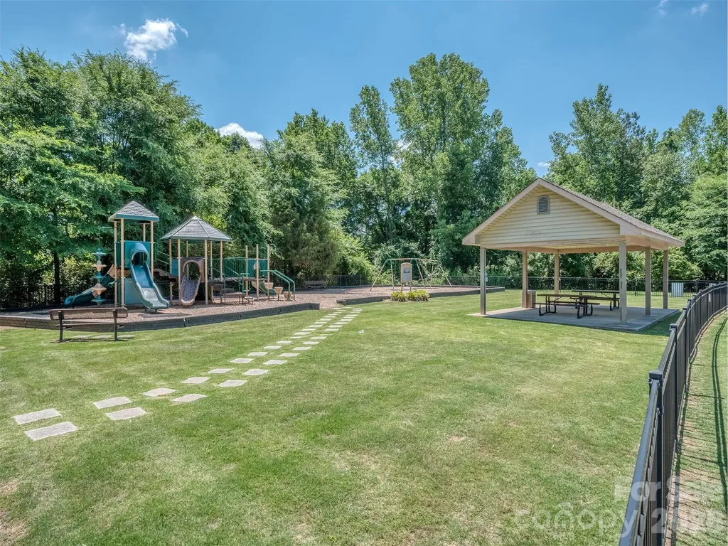 6167 Four Wood Drive Matthews NC 28104