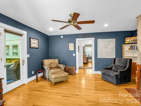 536 Maple Street Brevard NC 28712