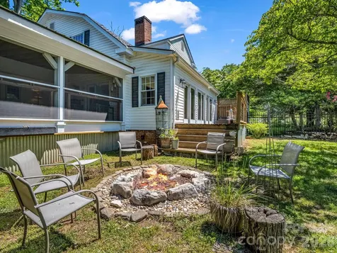 536 Maple Street Brevard NC 28712