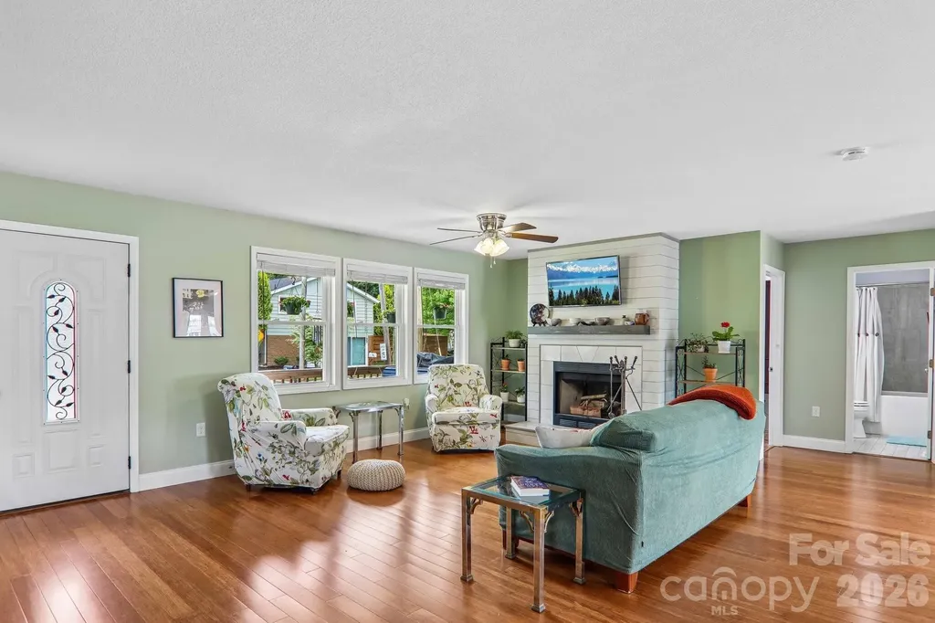 527 Trammell Avenue Canton NC 28716