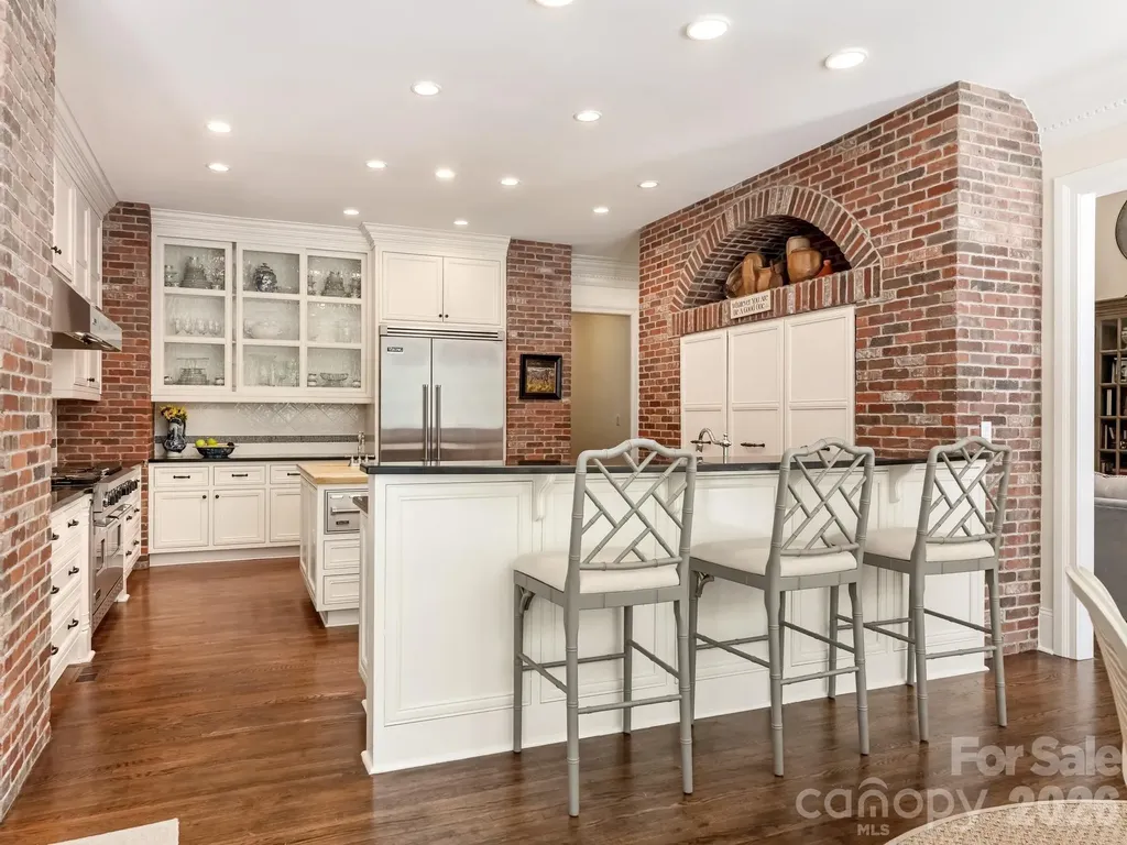 9146 Heydon Hall Circle Charlotte NC 28210