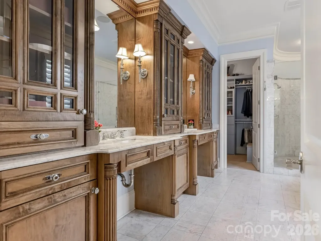 9146 Heydon Hall Circle Charlotte NC 28210