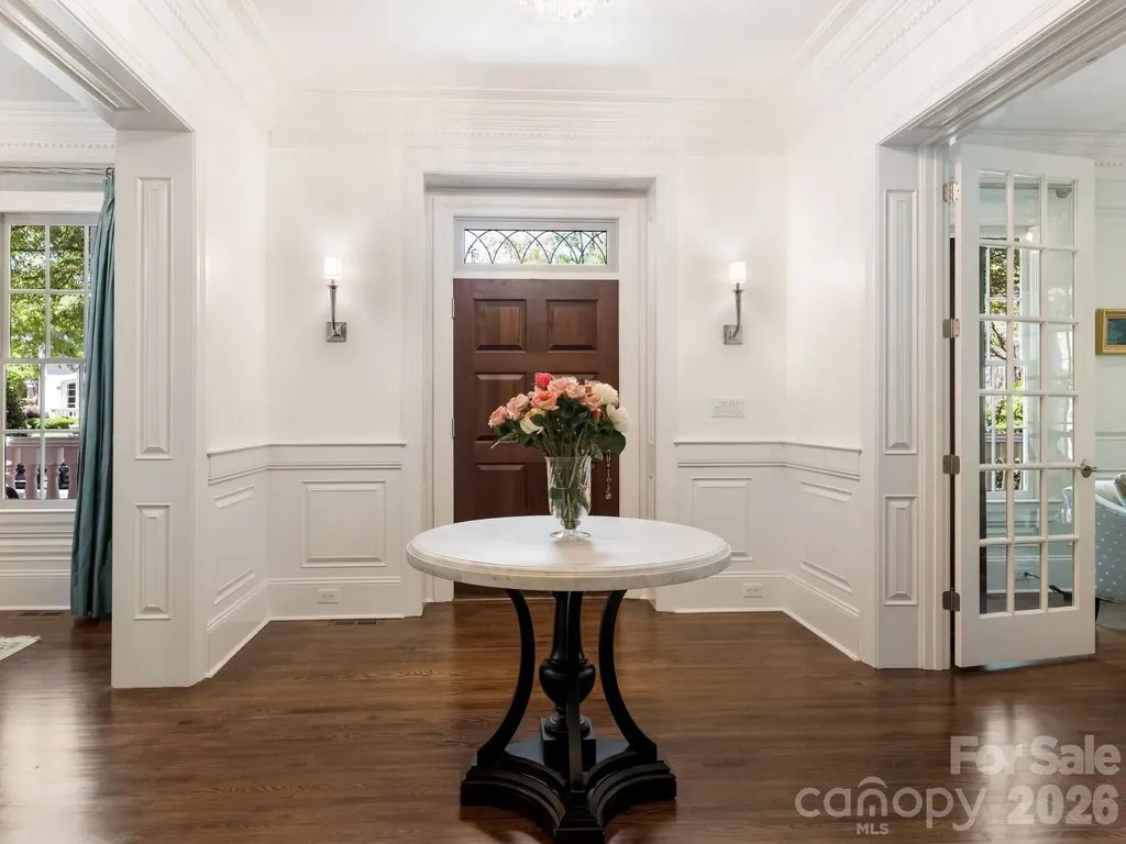 9146 Heydon Hall Circle Charlotte NC 28210