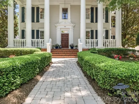 9146 Heydon Hall Circle Charlotte NC 28210