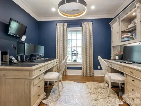 9146 Heydon Hall Circle Charlotte NC 28210