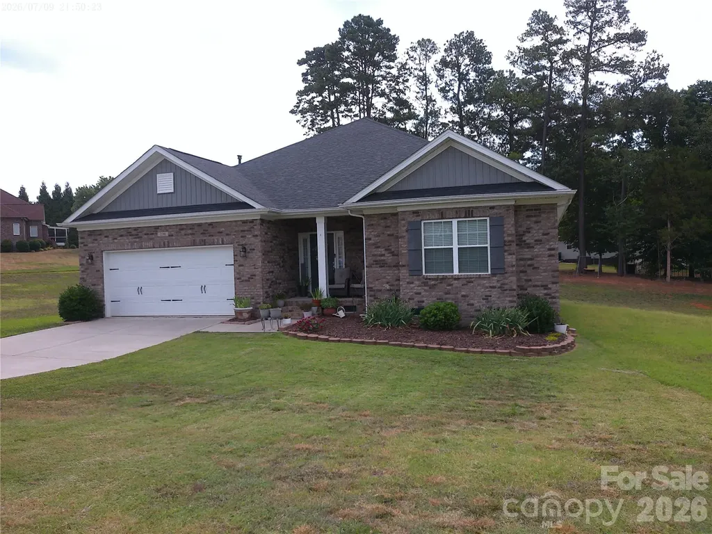 230 Macon Drive Statesville NC 28625