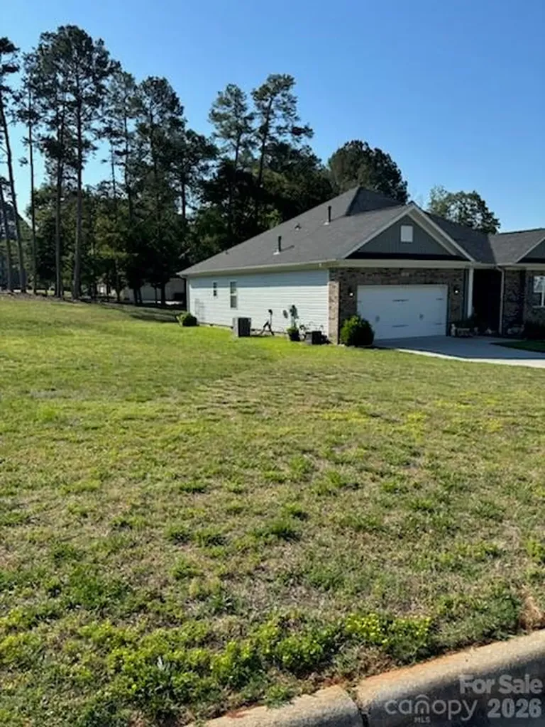 230 Macon Drive Statesville NC 28625