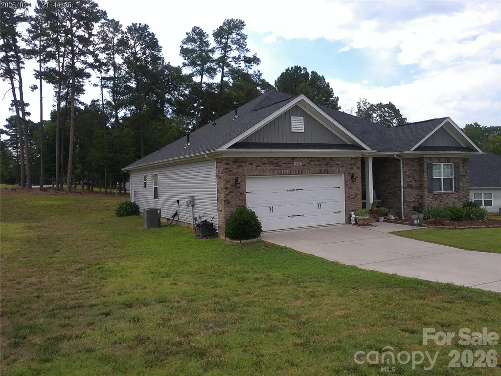 230 Macon Drive Statesville NC 28625