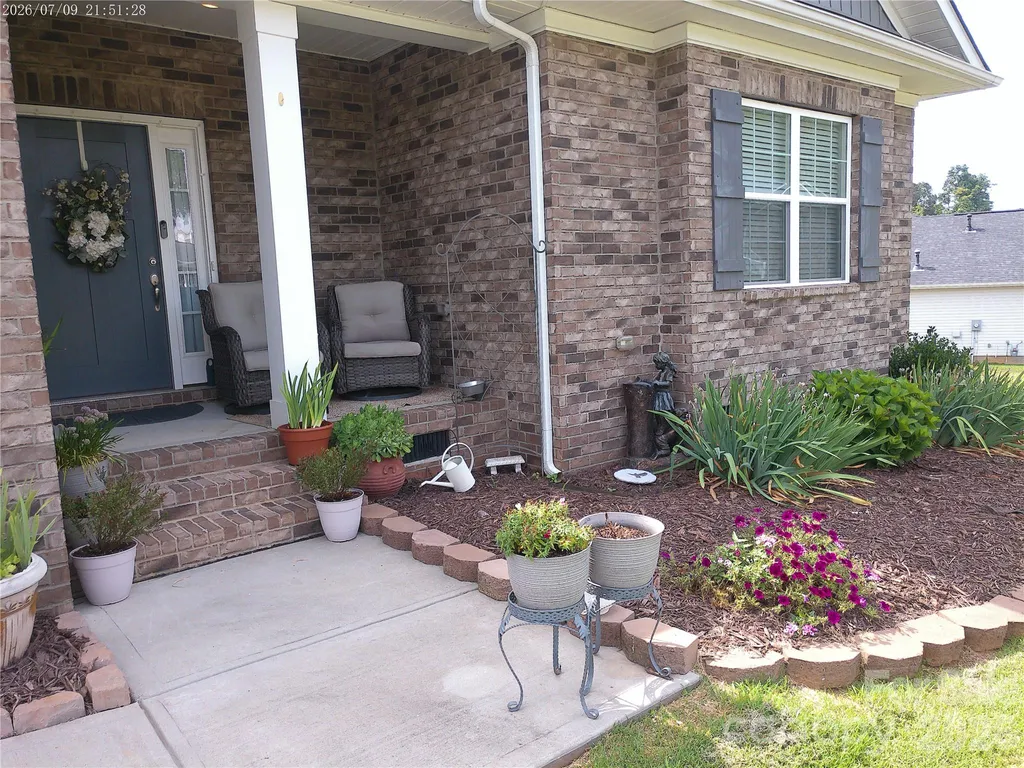 230 Macon Drive Statesville NC 28625