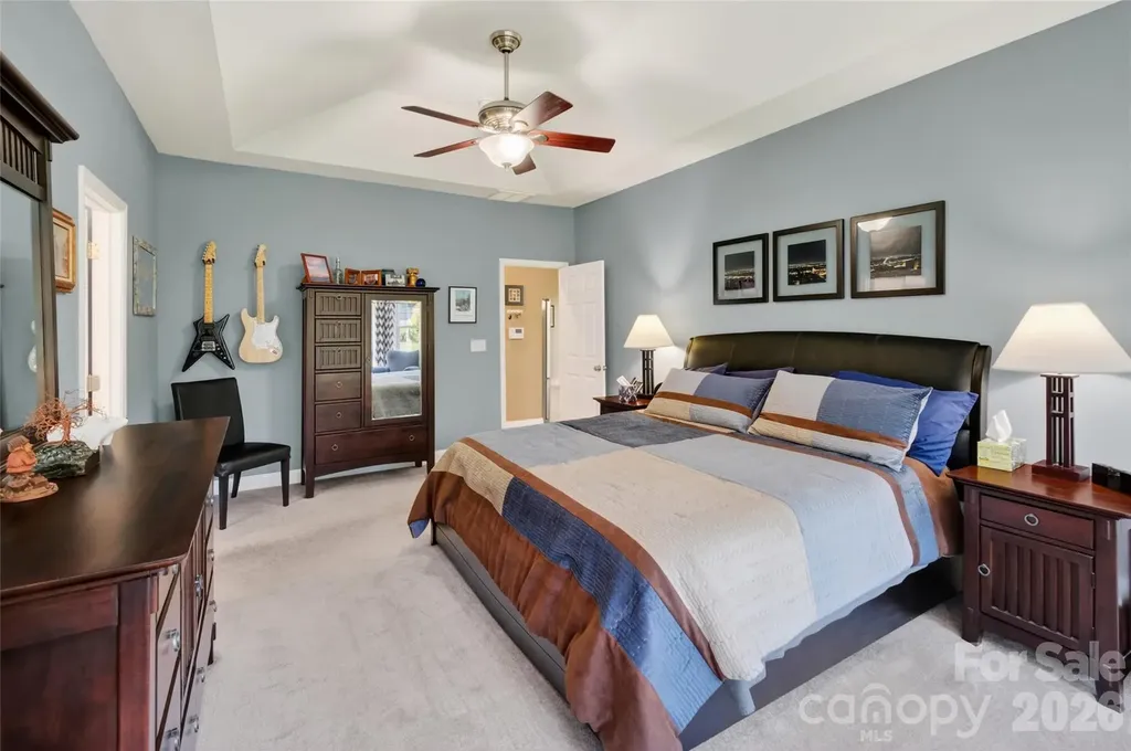 1005 Feather Oak Lane Matthews NC 28104