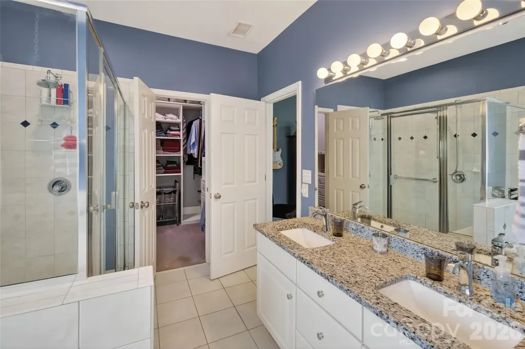 1005 Feather Oak Lane Matthews NC 28104