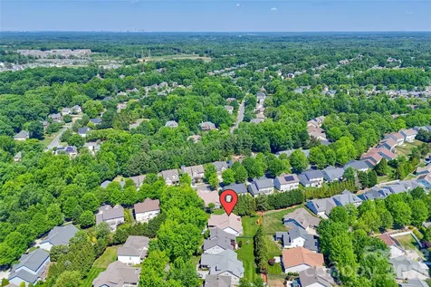 1005 Feather Oak Lane Matthews NC 28104
