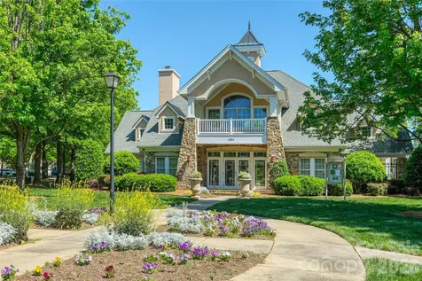 1005 Feather Oak Lane Matthews NC 28104