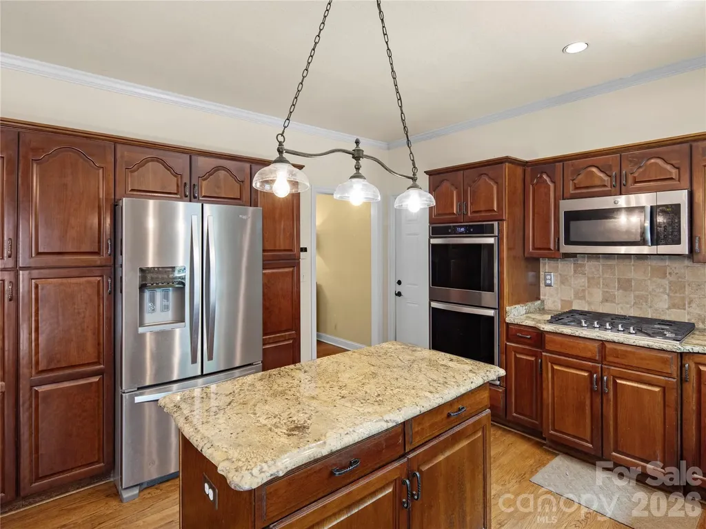 105 Braeside Circle Asheville NC 28803