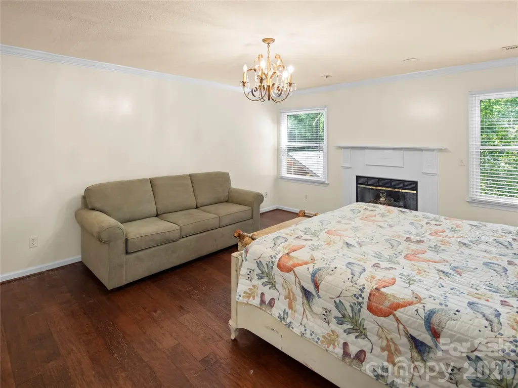 105 Braeside Circle Asheville NC 28803