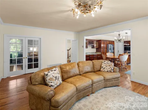 105 Braeside Circle Asheville NC 28803